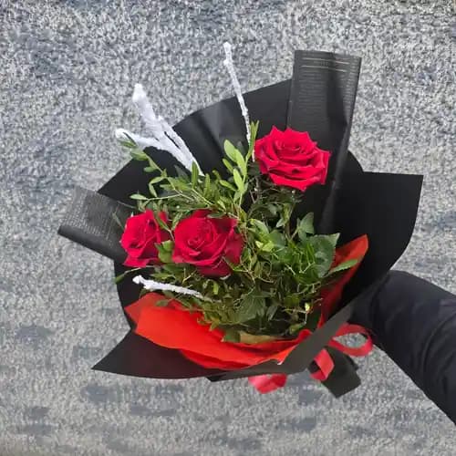 луксозен букет рози