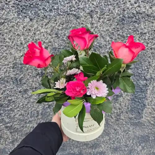 романтика цветна кутия