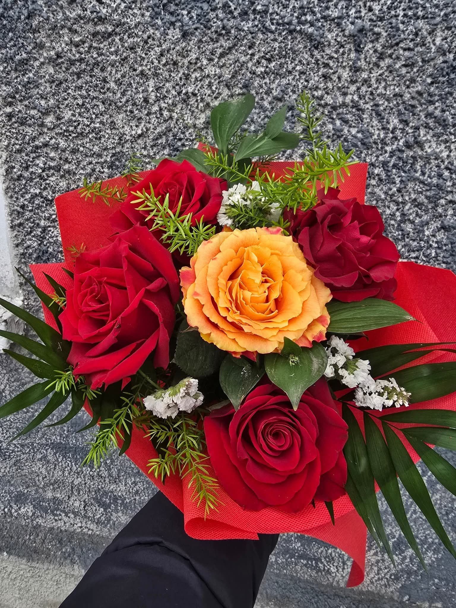 Букет с рози