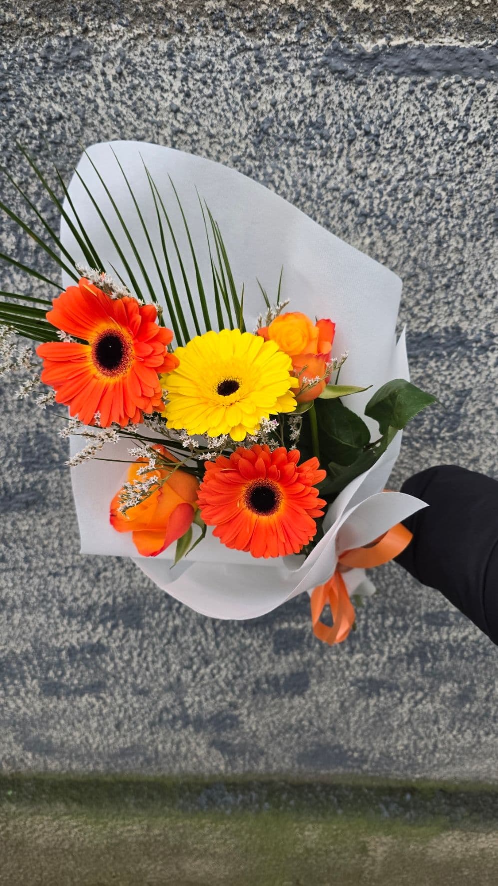 оранжев букет