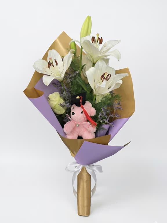 мече абитуриент букет